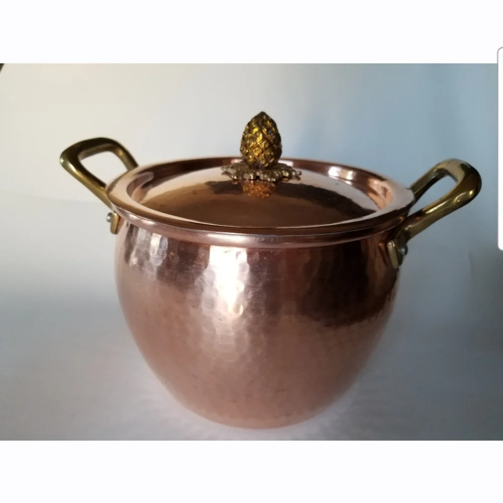 Hammered Copper Stock Pot with Brass Handles and Pineapple Finial